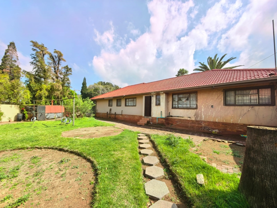 4 Bedroom Property for Sale in Roodia Free State